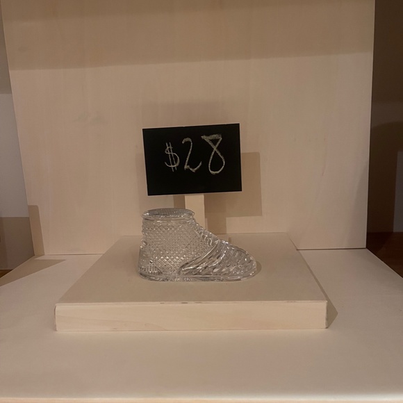 WATERFORD CRYSTAL BABY SHOE - Picture 2 of 2